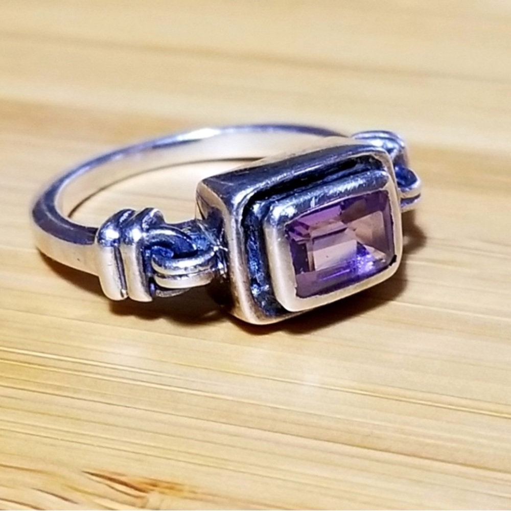 Silpada Retired .925 Sterling Silver Amethyst Ring Size 6 February Birthstone